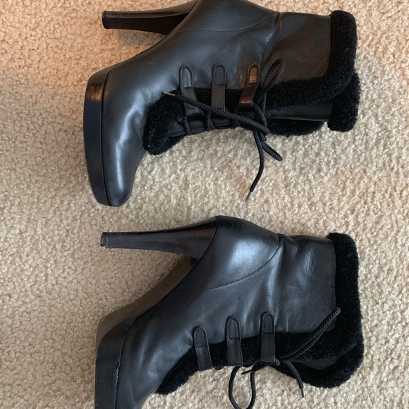 Authentic Fendi boots - Picture 2 of 6